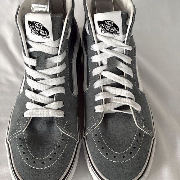 Vans Sk8-Hi Sneakers Gray White High Top Suede Skateboard Skater Shoes Women 6.5 - Picture 4 of 12